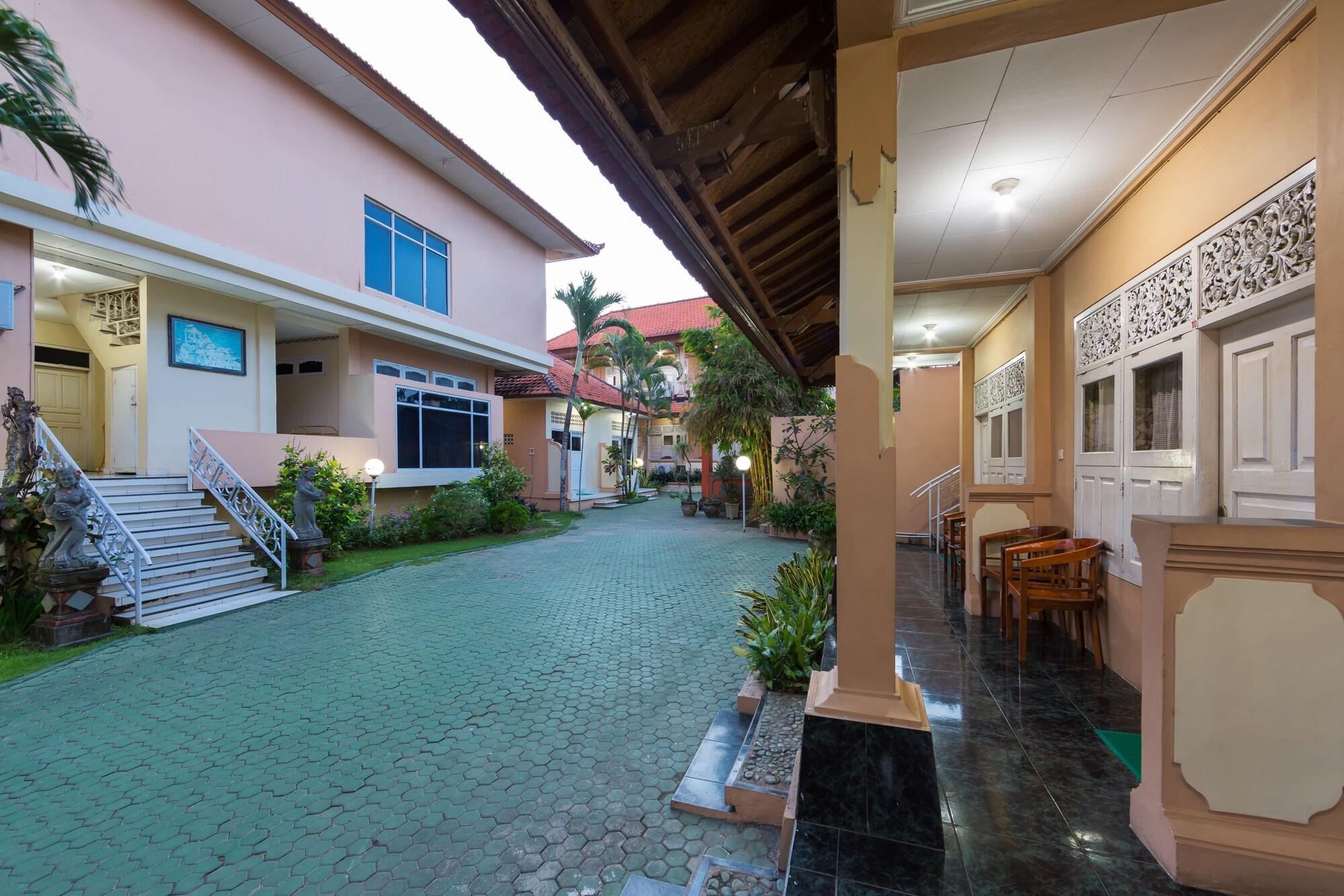 OYO 3134 Puri Tamu Hotel Jimbaran  Bagian luar foto