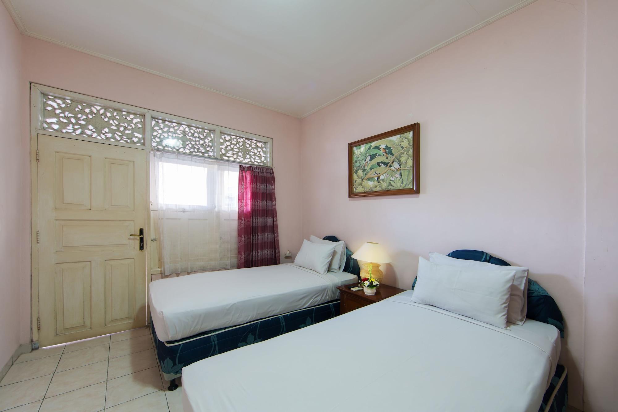 OYO 3134 Puri Tamu Hotel Jimbaran  Bagian luar foto