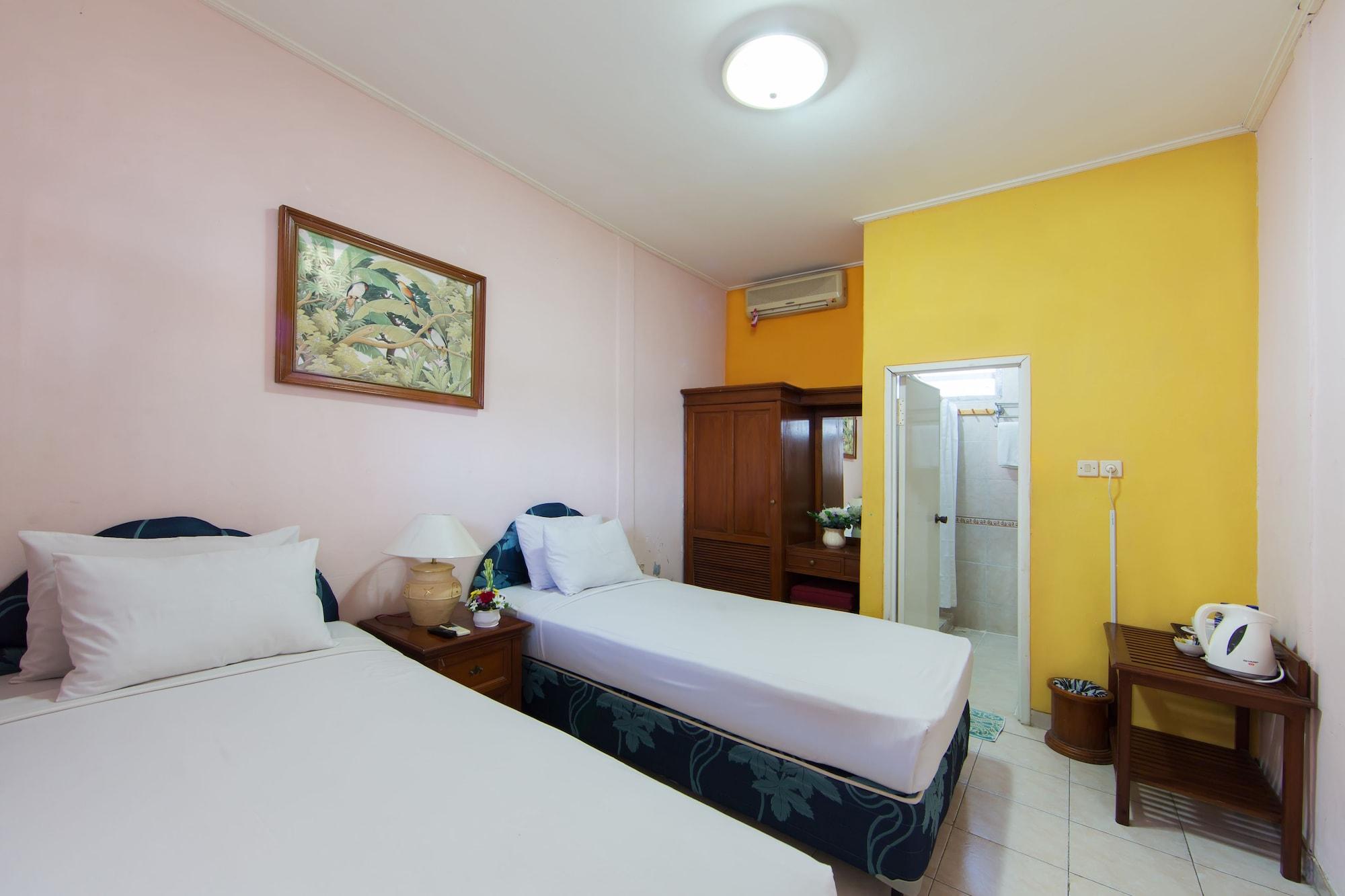 OYO 3134 Puri Tamu Hotel Jimbaran  Bagian luar foto