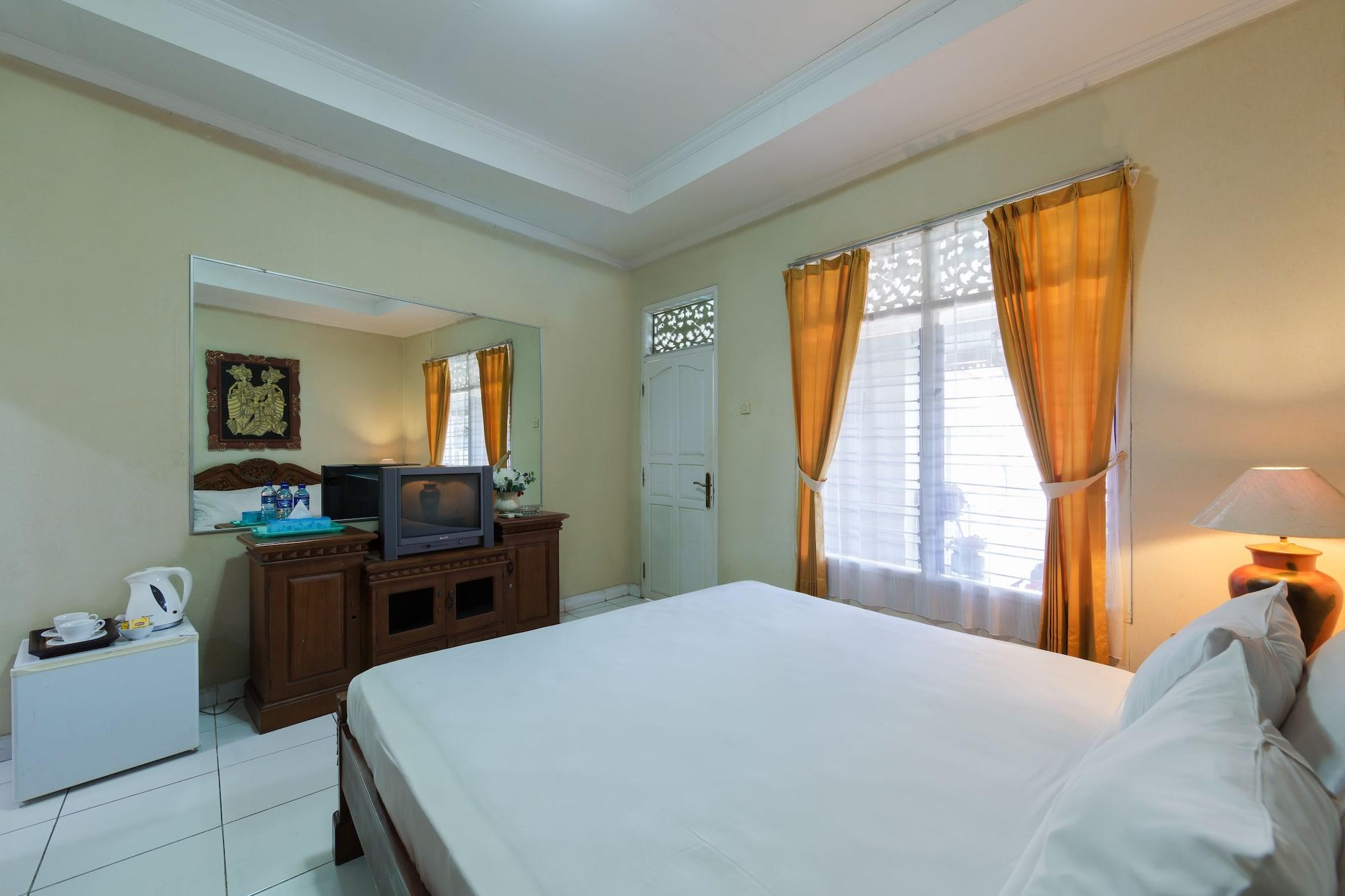 OYO 3134 Puri Tamu Hotel Jimbaran  Bagian luar foto