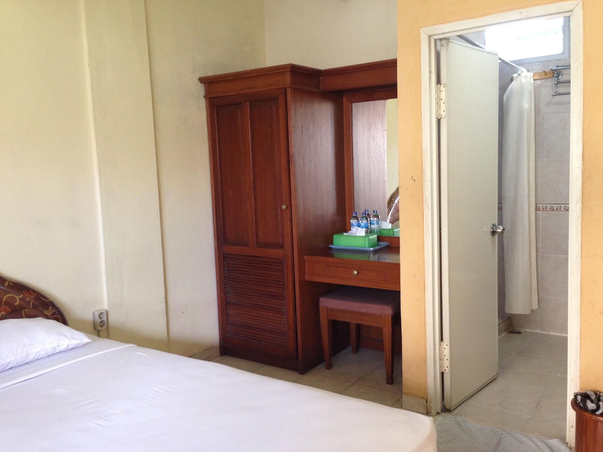 OYO 3134 Puri Tamu Hotel Jimbaran  Bagian luar foto