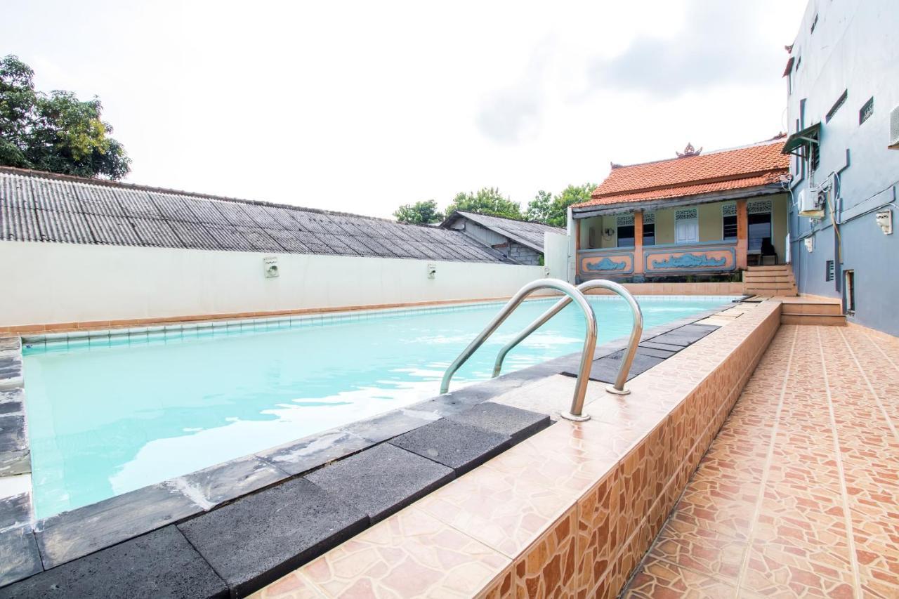 OYO 3134 Puri Tamu Hotel Jimbaran  Bagian luar foto